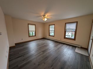 215 N 1st St #3, Slatington, PA 18080