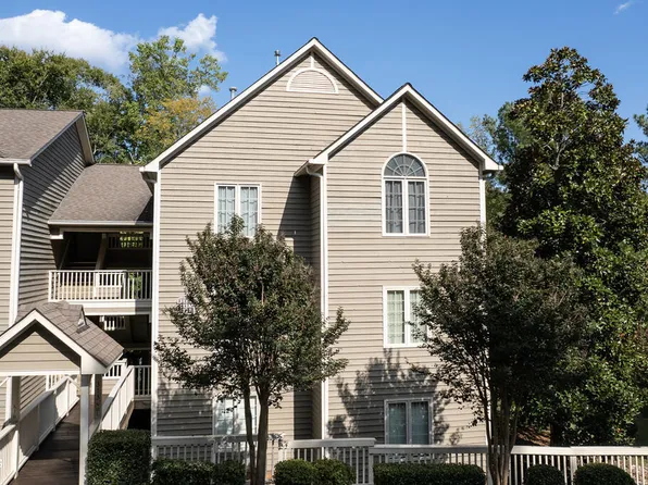 313 Glen Echo Ln, Cary, NC 27518