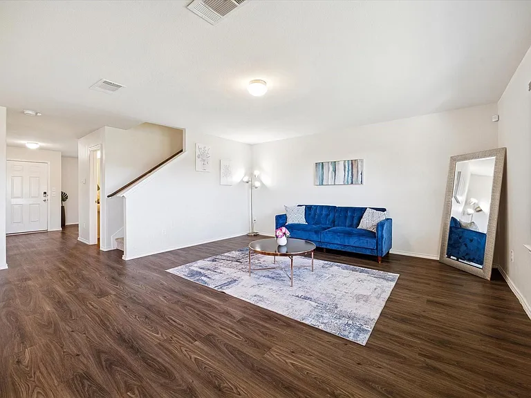 1606 Avocet Way — Photo 4