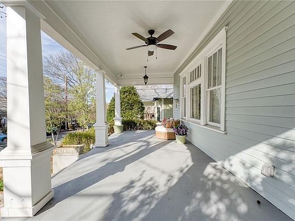 3rd image of 85 Waddell St NE