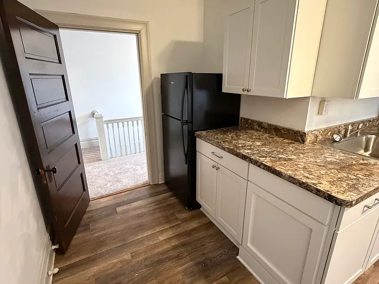 245 S Millvale Ave #3 — Photo 8