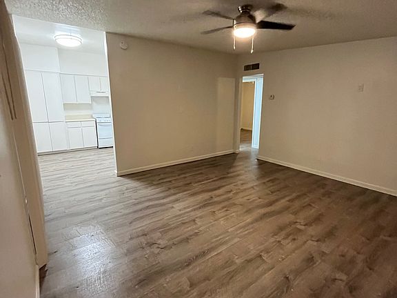 2nd image of 3754 W Dunlap Ave #1