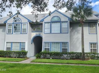 4880 Lake Waterford Way W APT 3-220, Melbourne, FL 32901
