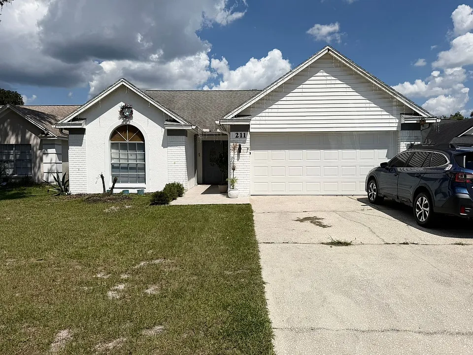 211 N Cervidae Dr