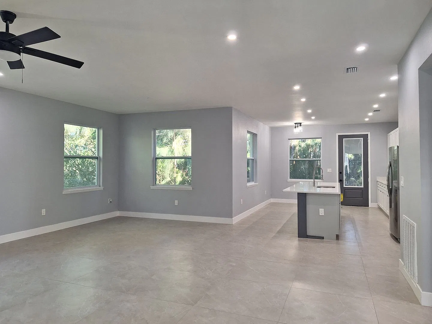 Brand New Home Islesboro, NSB! — Photo 4