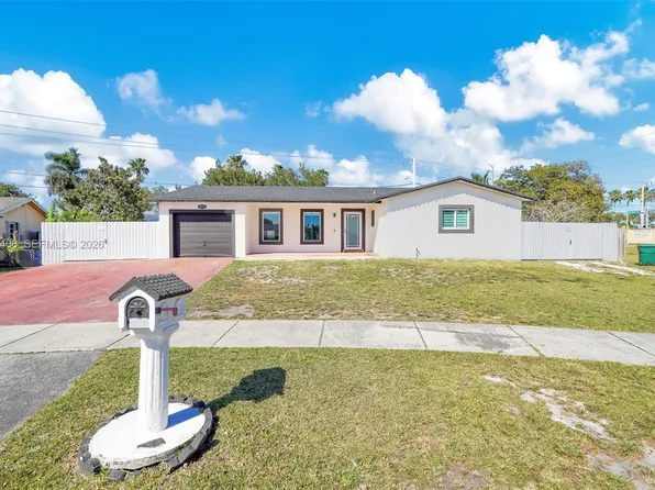 10715 SW 168th Ter, Miami, FL 33157