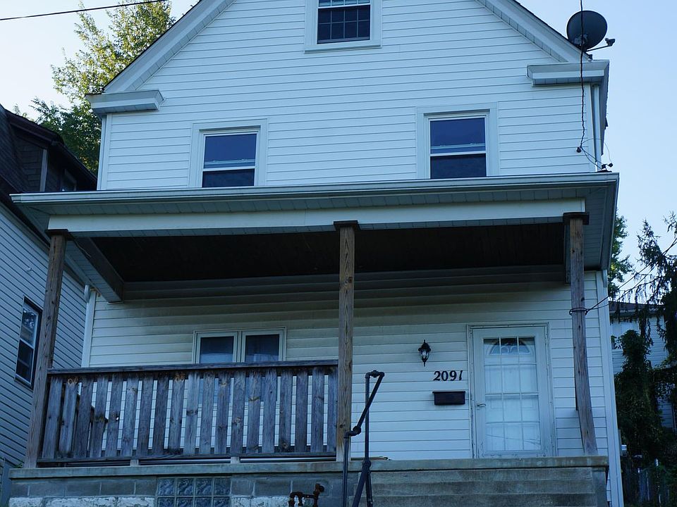Front of house 2091 Woodward Avenue