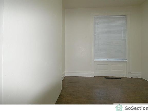 4th image of 3929-3931 S Compton Ave
