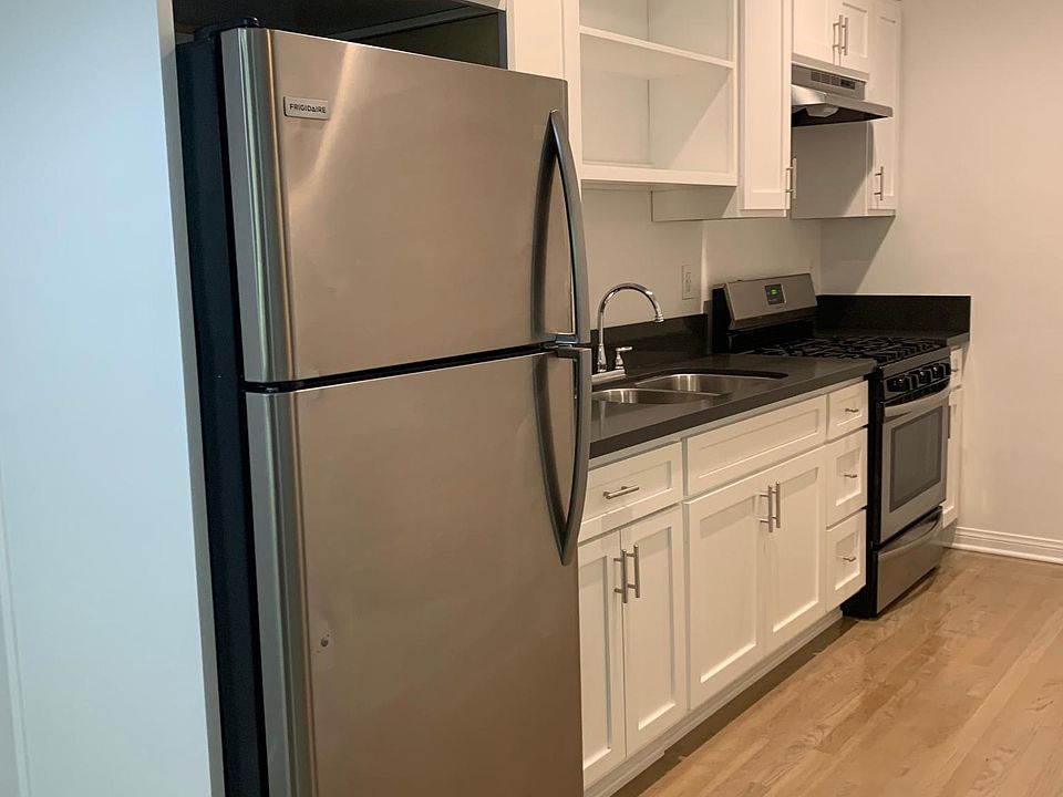 1st image of 1515 Silver Lake Blvd #5