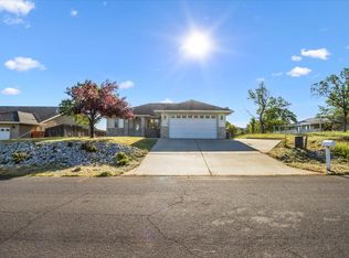 19880 Cottonwood Dr, Cottonwood, CA 96022