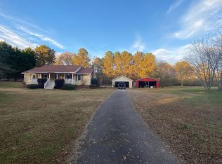 152 Wessmanor Cir, Bowdon, GA 30108