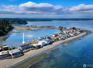 15638 Point Monroe Dr NE, Bainbridge Island, WA