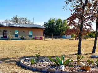 655 Holly Ct, Granbury, TX 76048