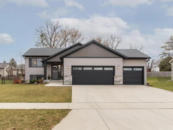 365 Brookestone Dr SE, Rochester, MN 55904