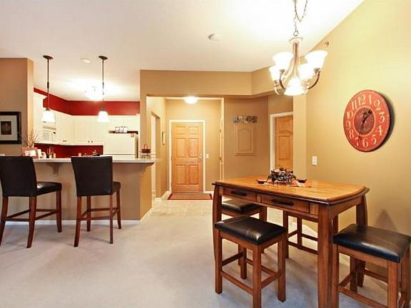 5th image of 5200 Pathways Ave Unit 205