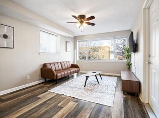 1029 N University St APT 3B, Peoria, IL
