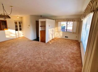 351 E 30th St, Bremerton, WA 98310