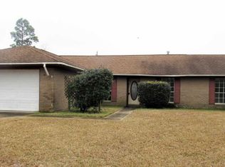 2302 W Birch Dr, Gulfport, MS 39503