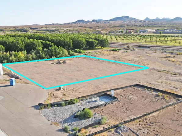 7536 Sussex Ct, Las Cruces, NM 88007