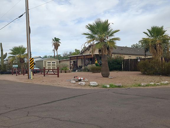 2nd image of 302 N 110th St
