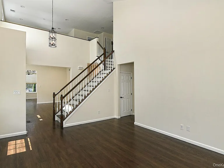 9 Manitou Trl — Photo 13
