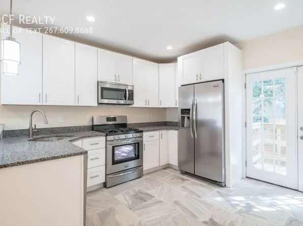 2612 Titan St, Philadelphia, PA 19146