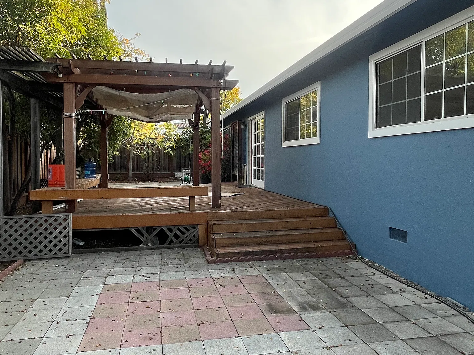 3 bed, 1625 sqft, $5,600 — Photo 3