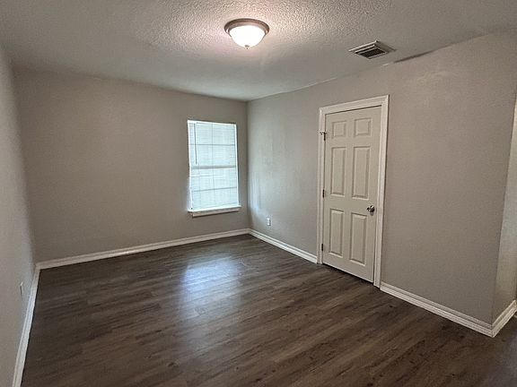 5th image of 301 Austin Ave Unit 2