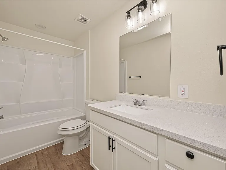 25409 Pebble Dr — Photo 18