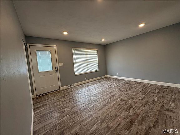 5th image of 508 Dartmouth Dr