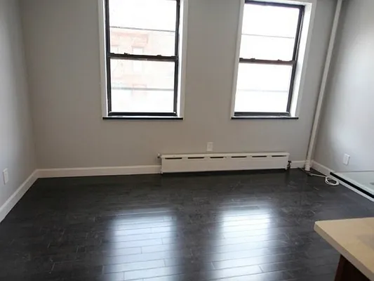 Rented by MNS | media 25