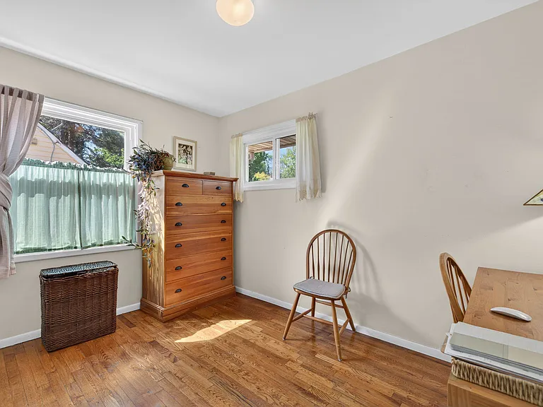 12805 Atlantic Ave — Photo 14