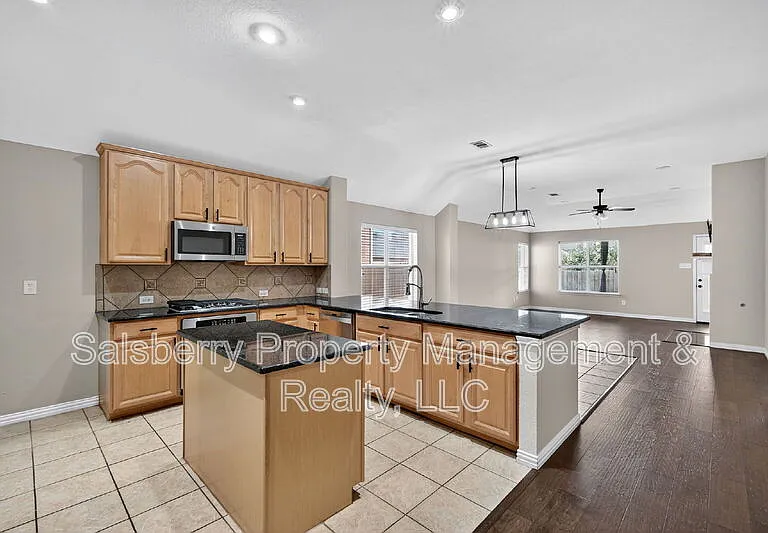 4353 Mountain Crest Dr — Photo 8