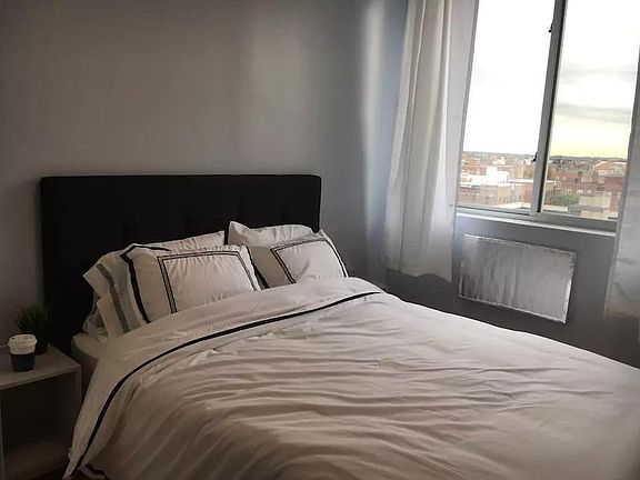 4th image of 14228 38th Ave APT 10B