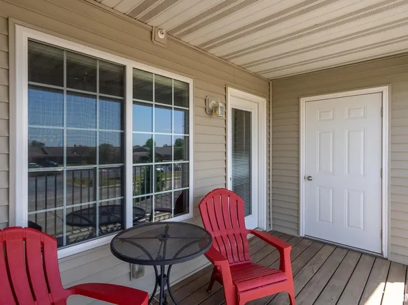240 E Franklin St APT 204, Eldridge, IA 52748