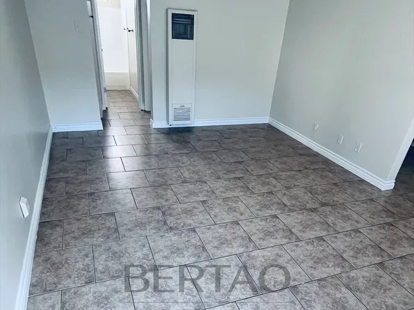 18622 Arline Ave APT C, Artesia, CA 90701