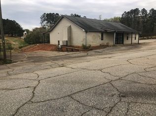 311 Clyde Arnold Rd, Starr, SC 29684