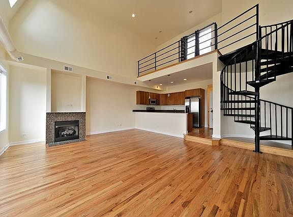 2nd image of 823 S Western Ave #4