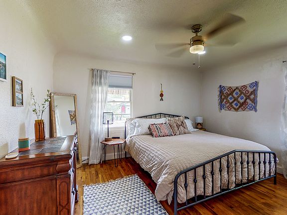 Bedroom #1