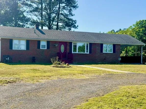 1605 Cumberland Rd, Farmville, VA 23901
