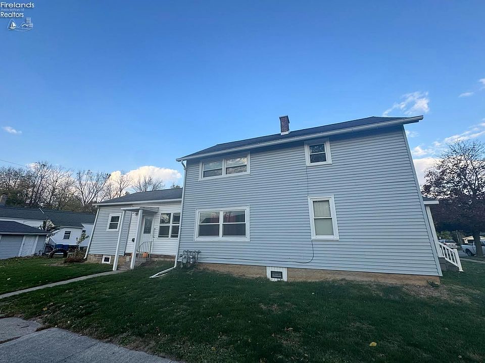 2nd image of 320 Tiffin St