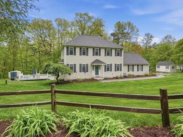 97 Carroll Hill Rd, Charlton, MA 01507