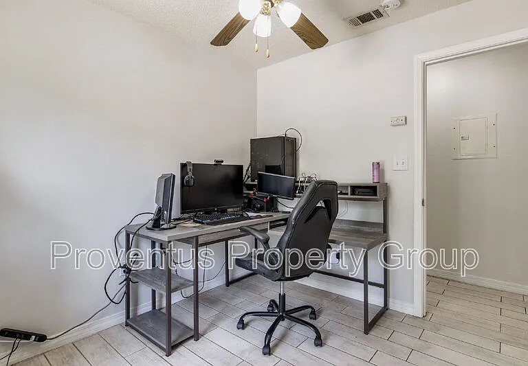 1261 Basin St — Photo 25