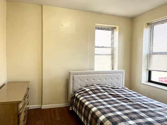 Rented by Evergreen Realty & Investments | media 19