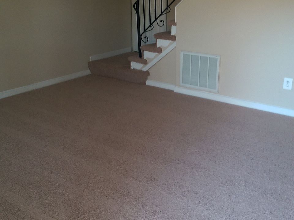 1st image of 401 N Chesire Ct