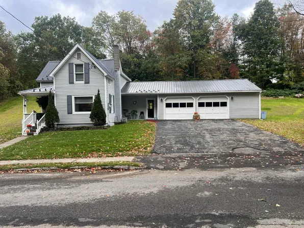 42 Ketchum St, Malone, NY 12953