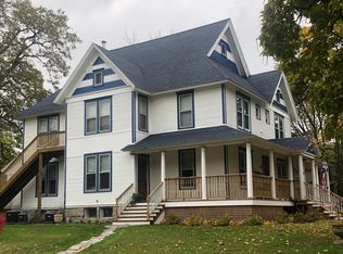 1203 State St, Saint Joseph, MI 49085