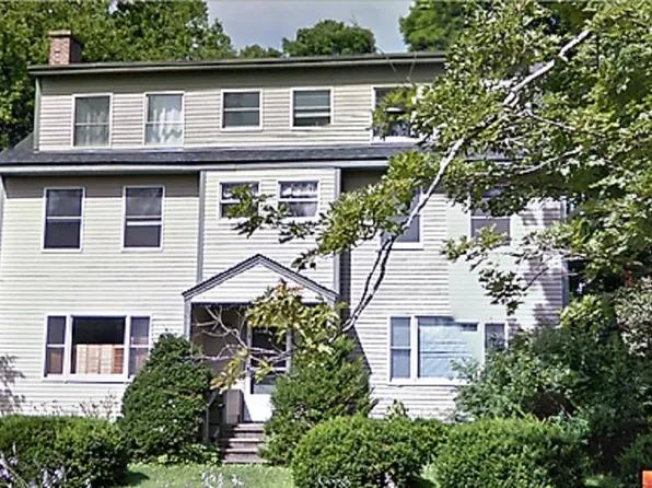 21 School St APT A, Hanover, NH 03755