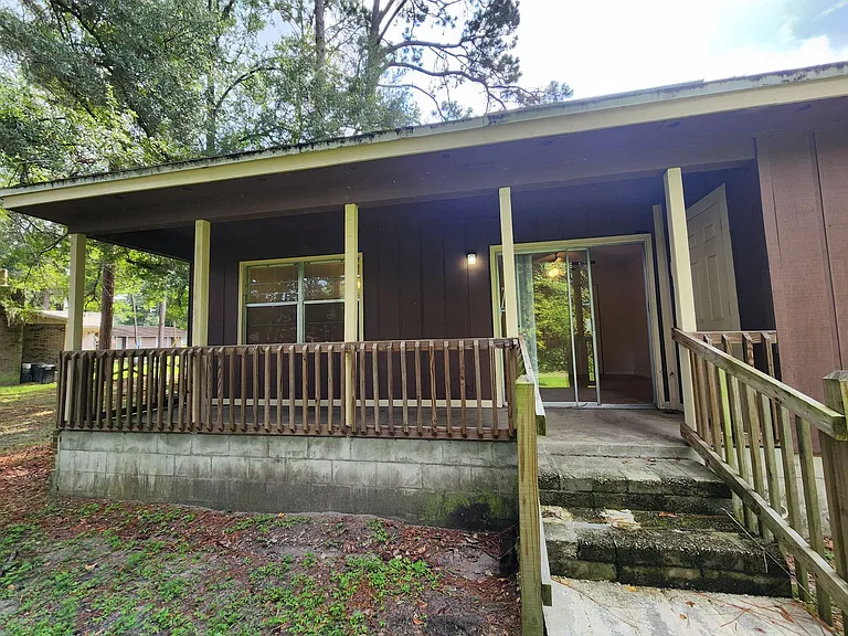 118 SE Bracken Way #101 — Photo 16