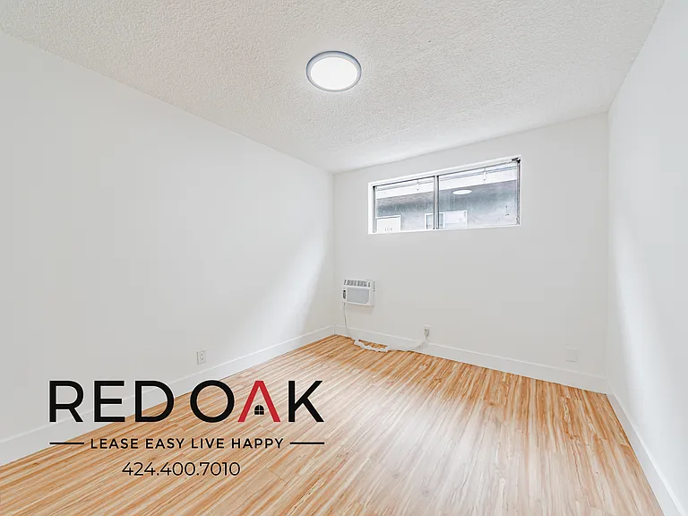 252 W Elm Ave #L — Photo 16